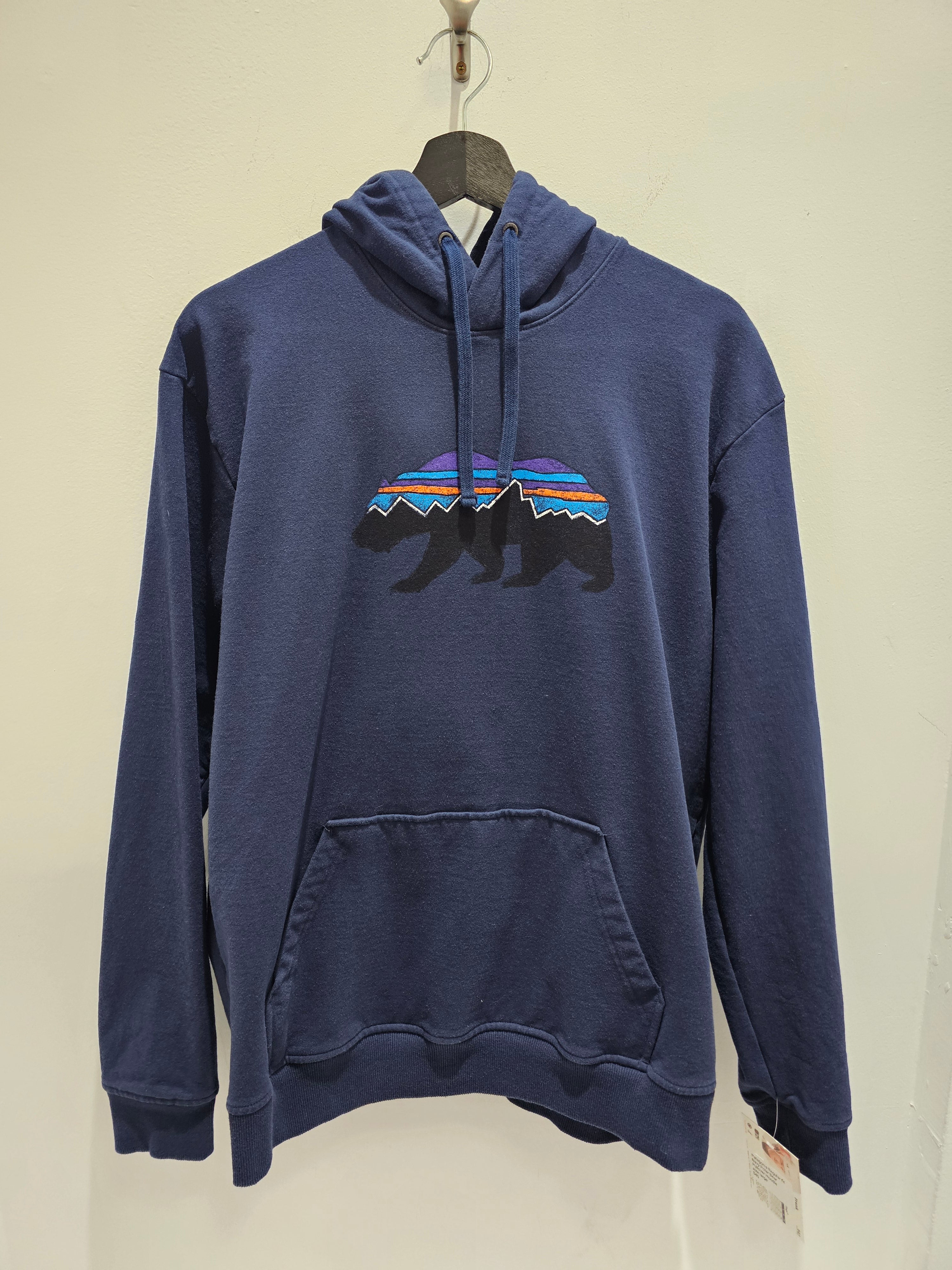 Patagonia regular fit navy polar bear pullover hoodie