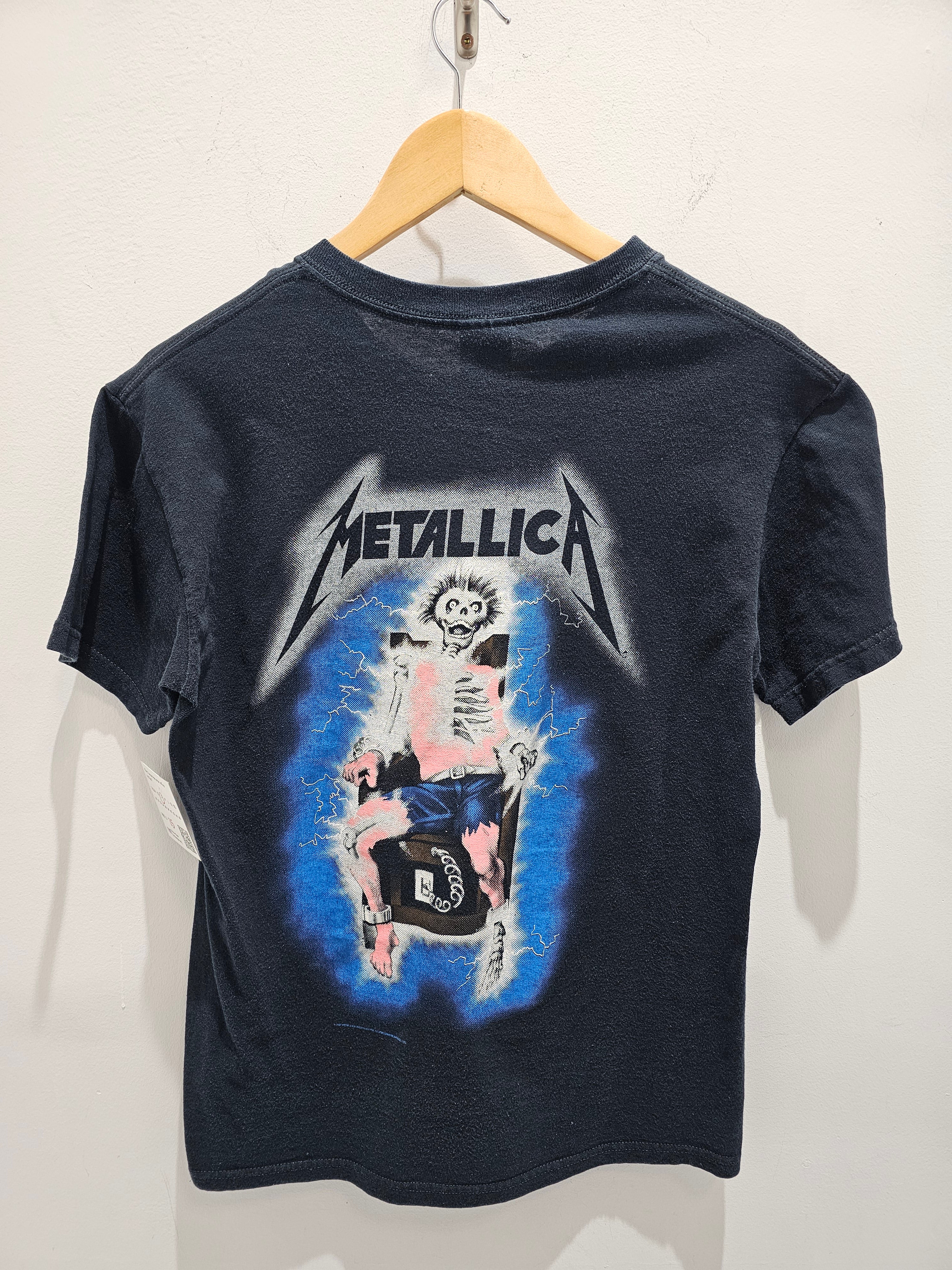 Metallic 07' kill em all black graphic tshirt