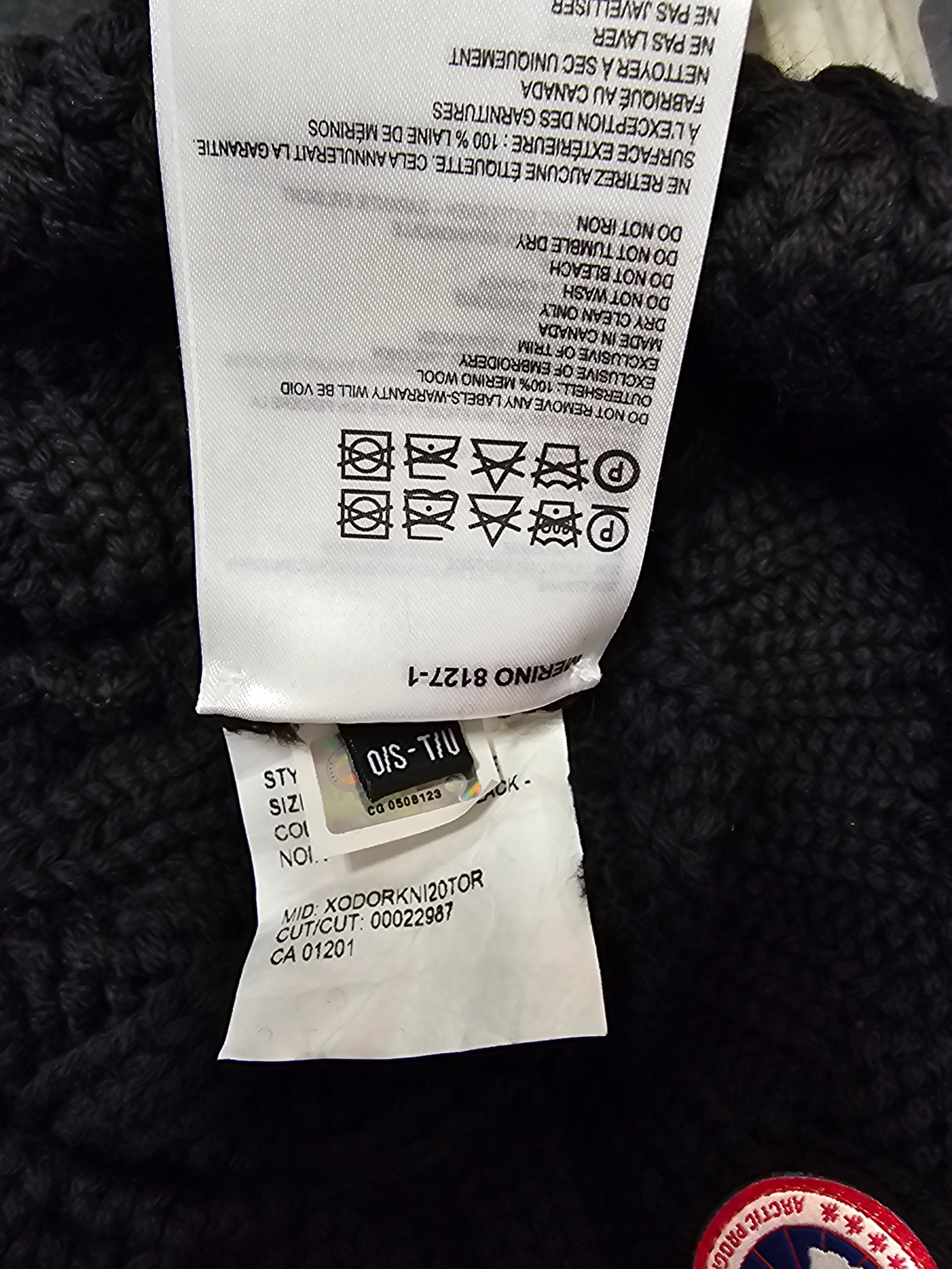 Authentic canada goose cable knit black beanie