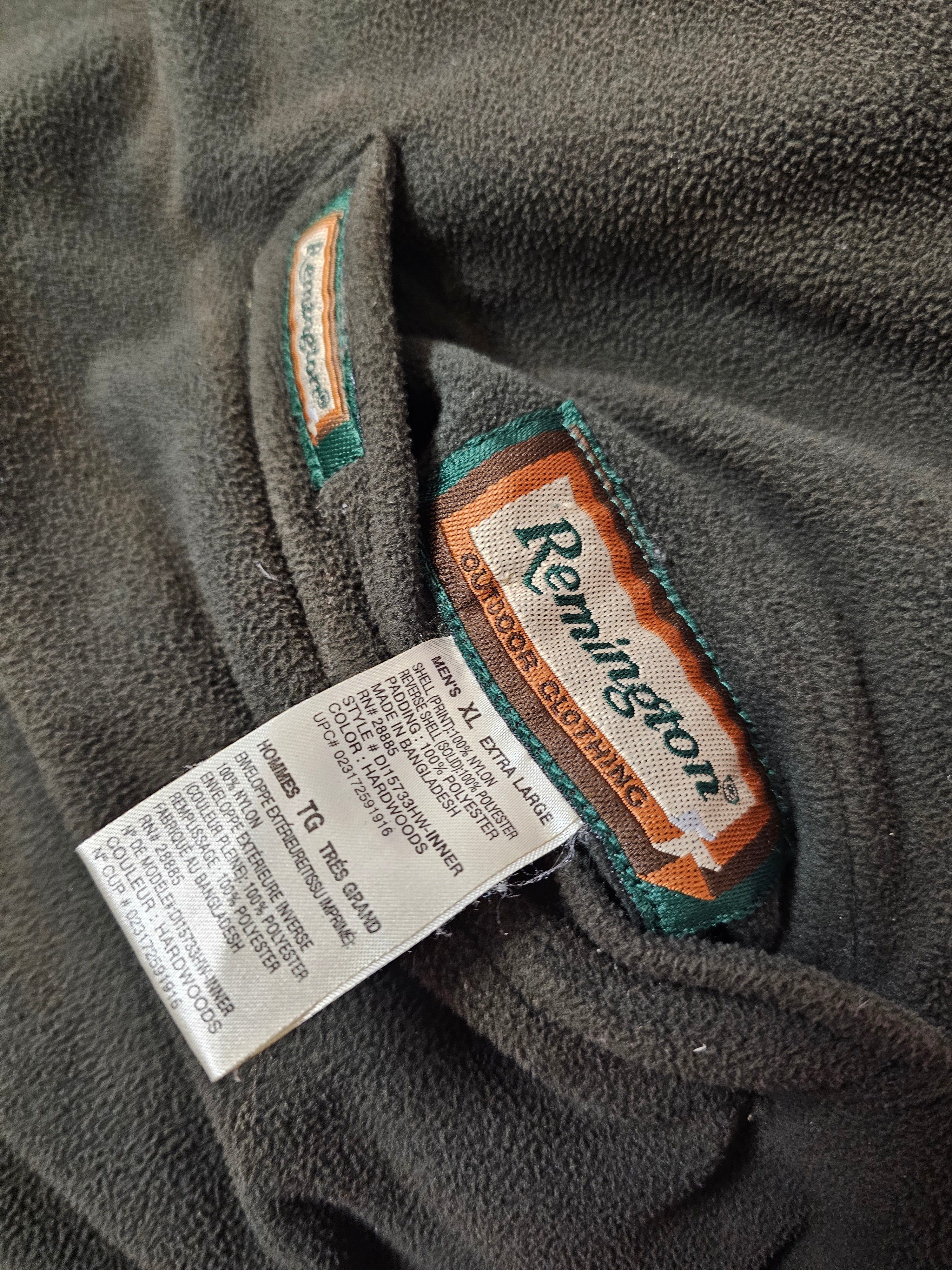 Realtree Remington reversible fleece windbreaker zipup vest