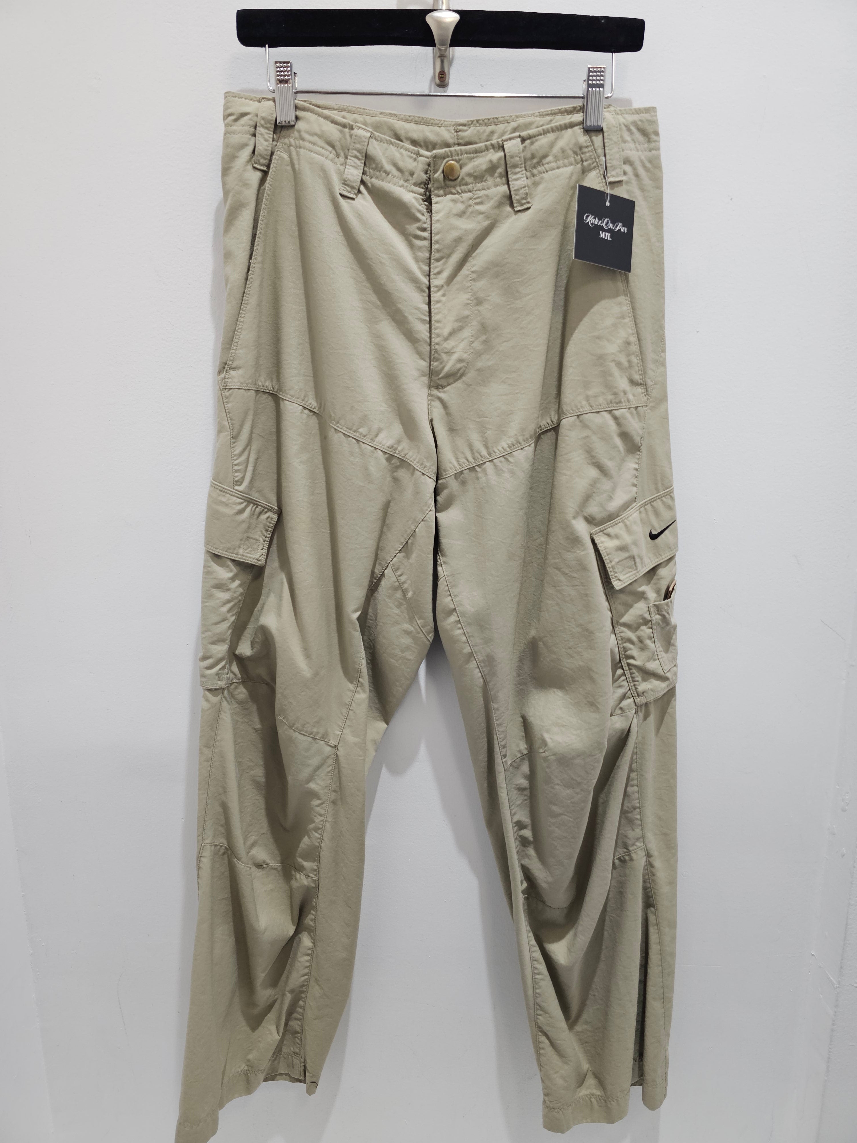 Y2k Nike beige cargo pants