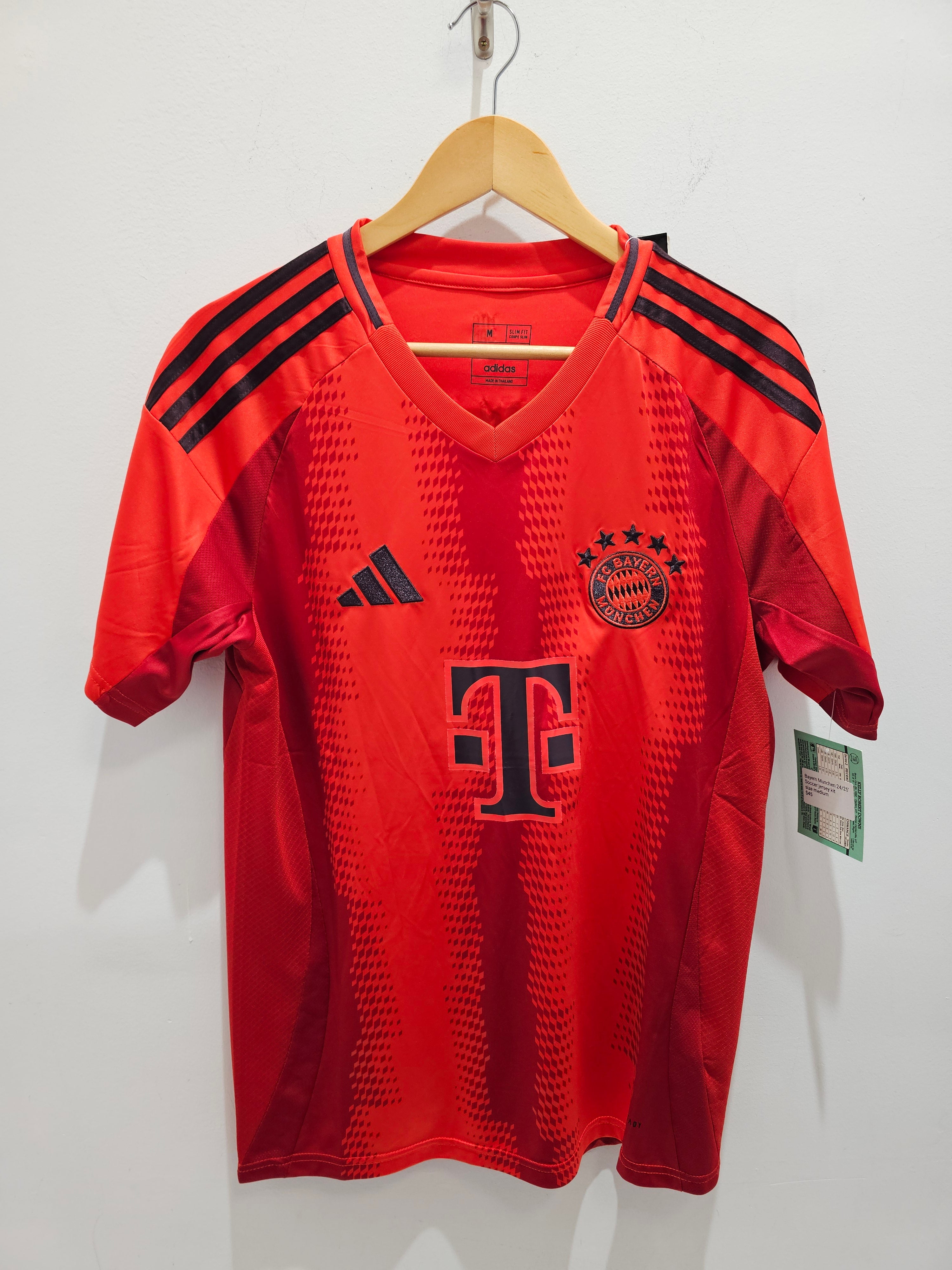 Adidas Bayern Munchen 24/25 home soccer jersey kit