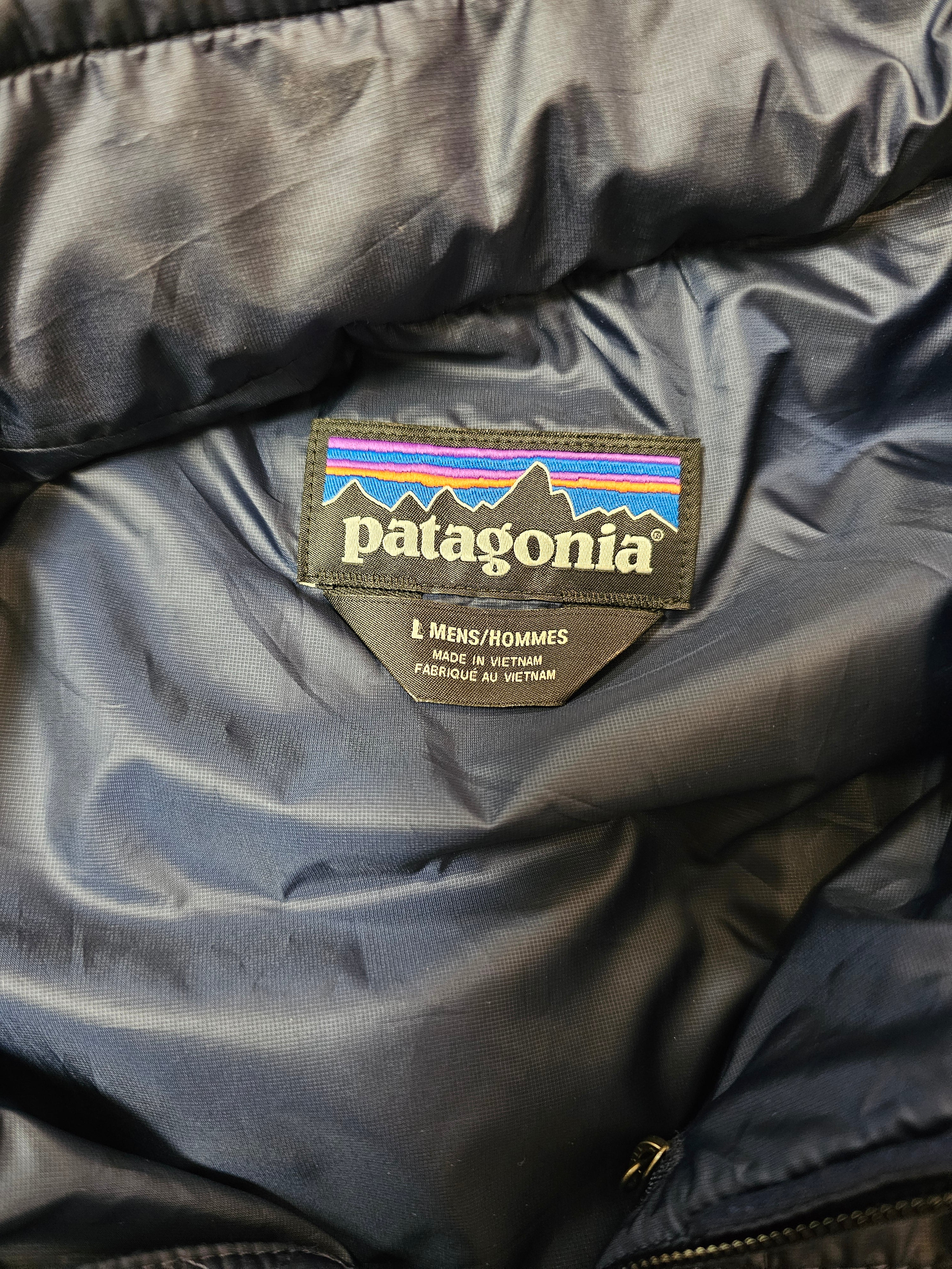 Patagonia navy blue zipup lightweight vest